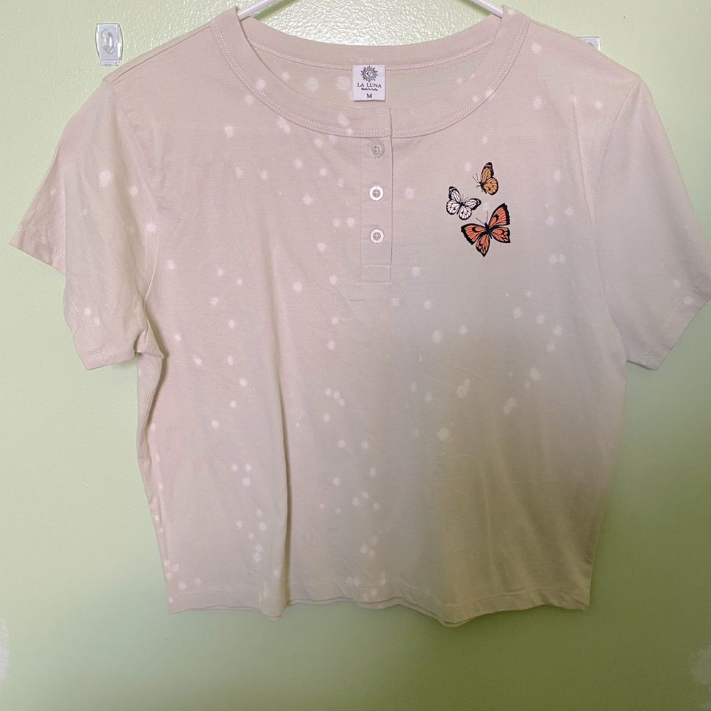 Love & Lazy Days Crop Top Medium NWOT